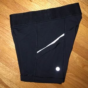 Black Lululemon shorts